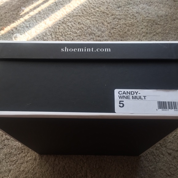 Like New - Shoemint Candy Wedge Bootie in Wine - Picture 7 of 7